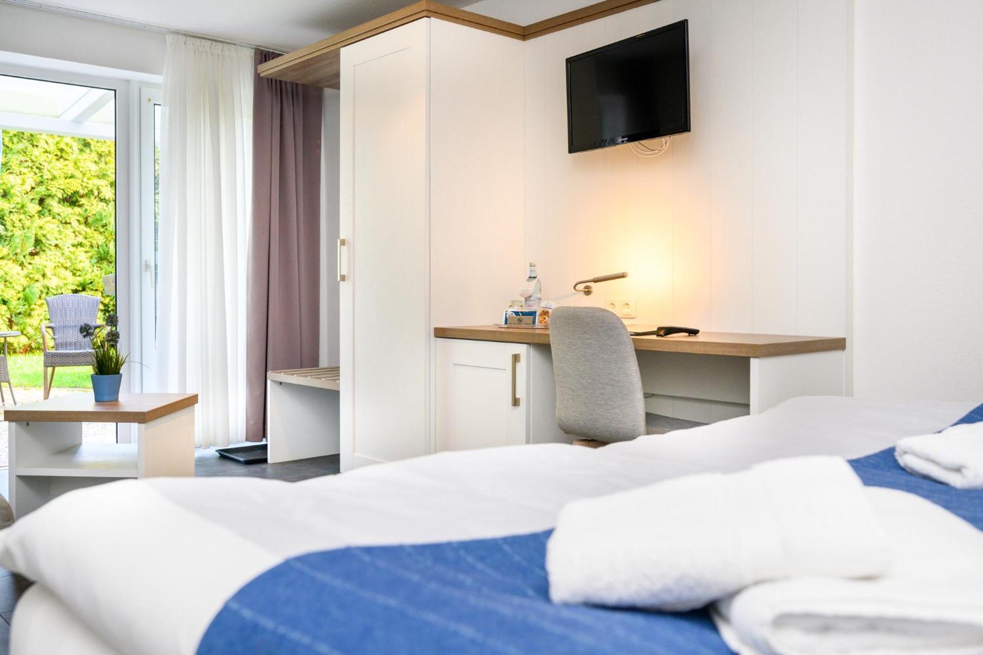 Hotel Zur Seemoewe Kirchdorf  객실 사진