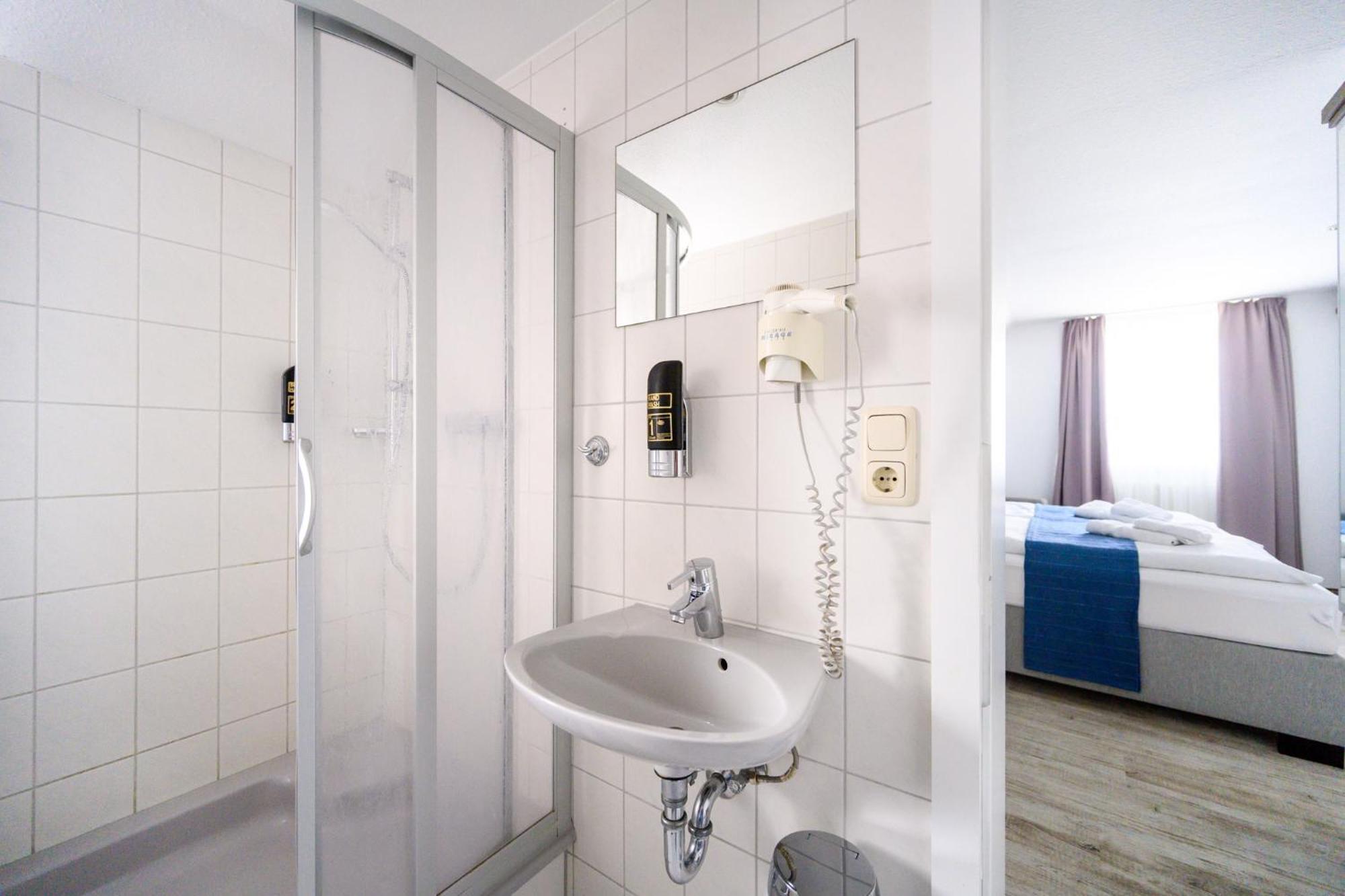 Hotel Zur Seemoewe Kirchdorf  객실 사진